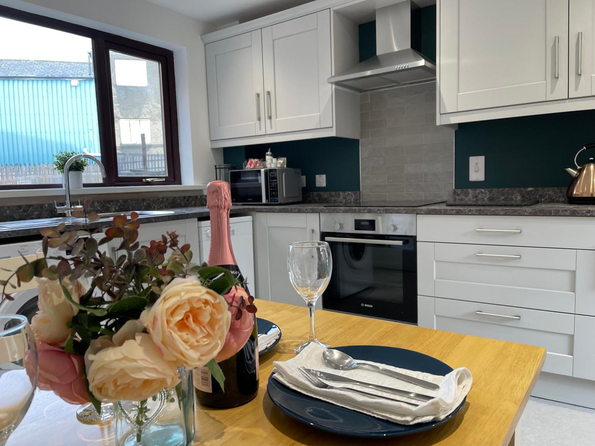 Anjore House - Serviced * Belfast