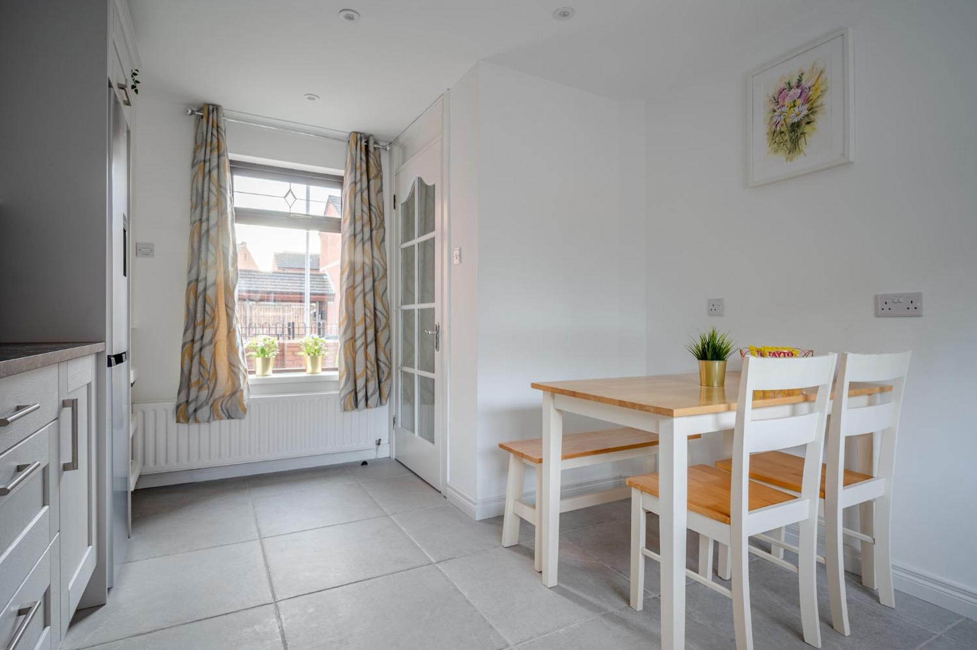 Anjore House - Serviced * Belfast