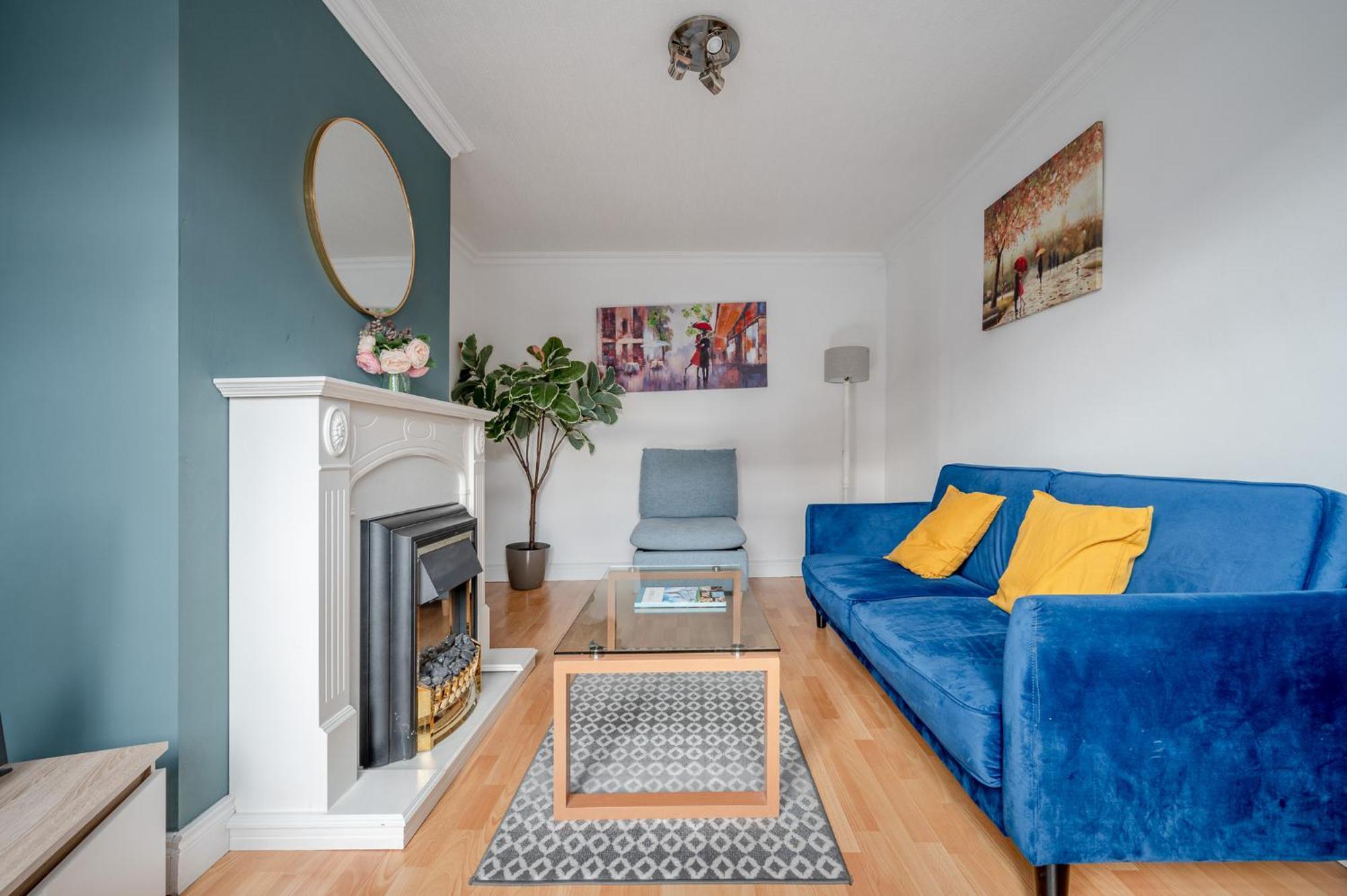 Anjore House - Serviced *